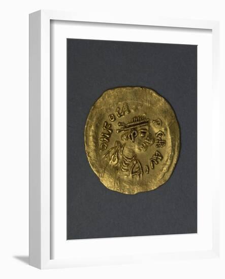Gold Denarius of Heraclius, Byzantine Emperor, Recto, Byzantine Coins, 7th Century-null-Framed Giclee Print