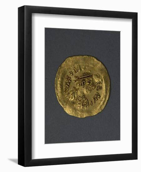 Gold Denarius of Heraclius, Byzantine Emperor, Recto, Byzantine Coins, 7th Century-null-Framed Premium Giclee Print