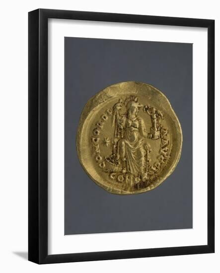 Gold Solidus of Theodosius II, Byzantine Emperor, Recto, Byzantine Coins, 5th Century-null-Framed Giclee Print