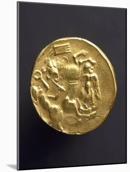 Gold Stater of Coriosoliti, Gauls from Brittany, Verso, Gallic Coins-null-Mounted Giclee Print