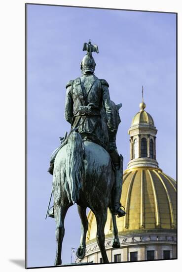 Golden Dome of St. Isaac's Cathedral-Gavin Hellier-Mounted Photographic Print