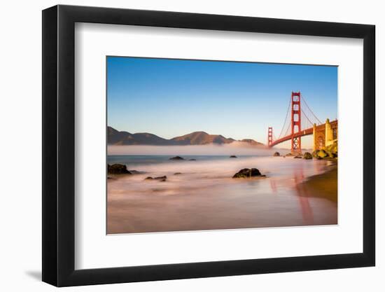 Golden Gate Bridge in sunset-Belinda Shi-Framed Photographic Print