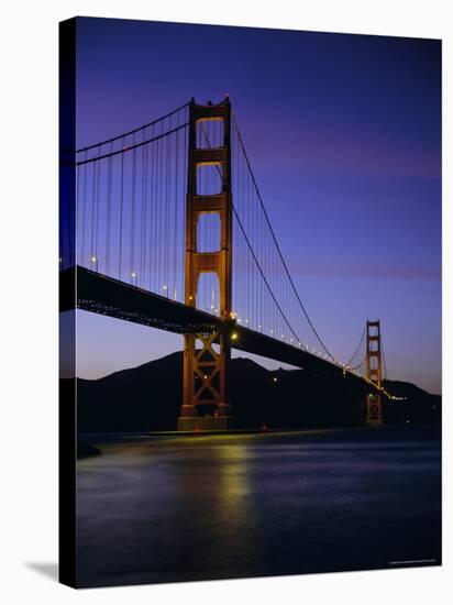 Golden Gate Bridge, San Francisco, California, USA-Gavin Hellier-Stretched Canvas