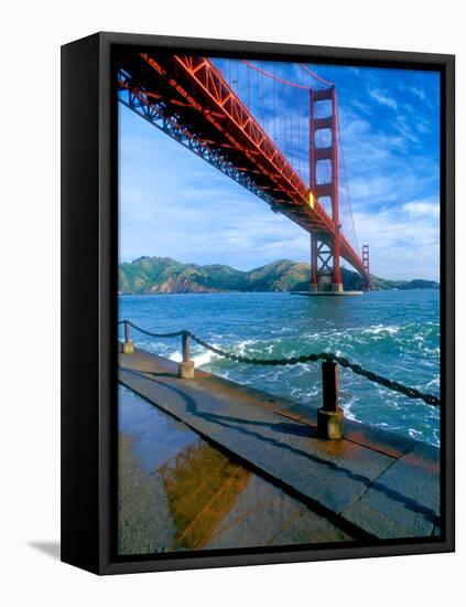 Golden Gate Bridge, San Francisco, California, USA-John Alves-Framed Stretched Canvas