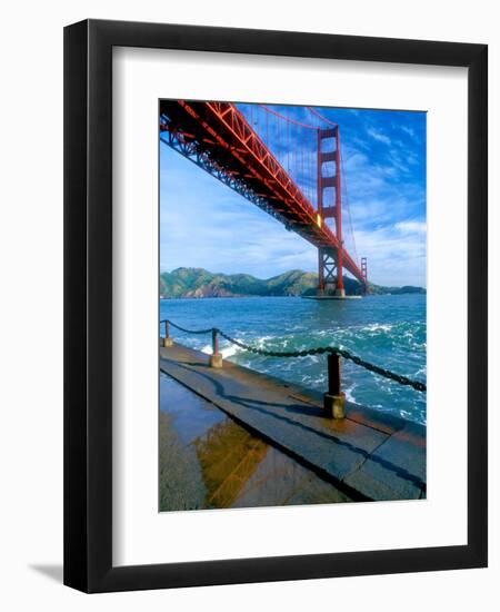 Golden Gate Bridge, San Francisco, California, USA-John Alves-Framed Photographic Print