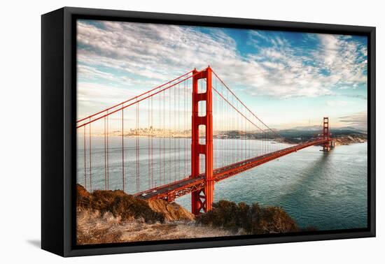 Golden Gate Bridge, San Francisco-vent du sud-Framed Stretched Canvas