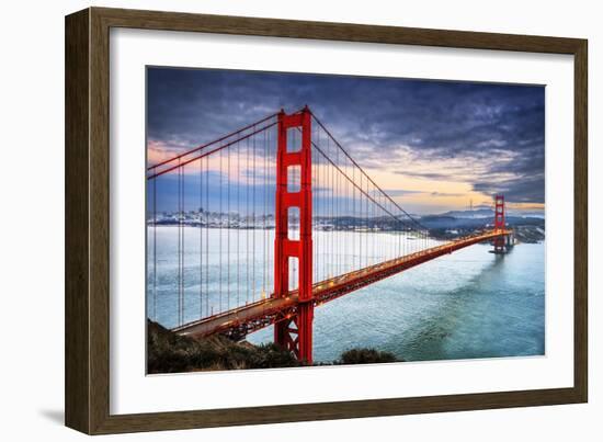 Golden Gate Bridge, San Francisco-vent du sud-Framed Photographic Print