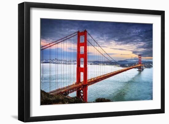 Golden Gate Bridge, San Francisco-vent du sud-Framed Photographic Print