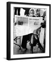 Goldie Hawn - The Girl from Petrovka-null-Framed Photo