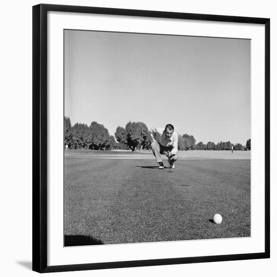 Golf Pro Ben Hogan-Martha Holmes-Framed Premium Photographic Print