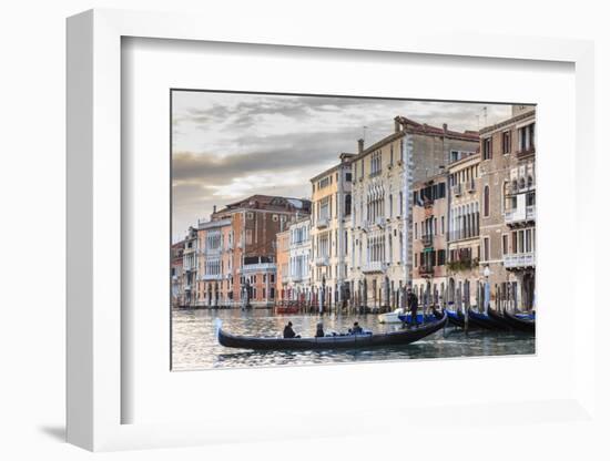 Gondola, La Volta, Grand Canal, elaborate Gothic palazzi at sunset in winter, Venice, UNESCO World-Eleanor Scriven-Framed Photographic Print