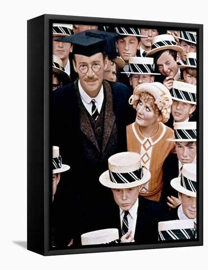 Good bye, M. Chips by Herbert Ross with Peter O'Toole and Petulia Clark, 1969 (photo)-null-Framed Stretched Canvas