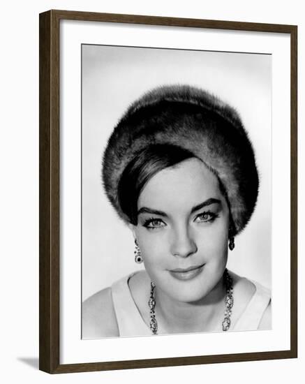 Good Neighbor Sam, Romy Schneider, 1964-null-Framed Photo