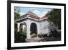 Government House, Bombay, India, Early 20th Century-null-Framed Giclee Print