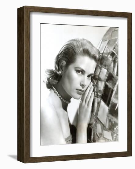 Grace Kelly, 1954-null-Framed Photo