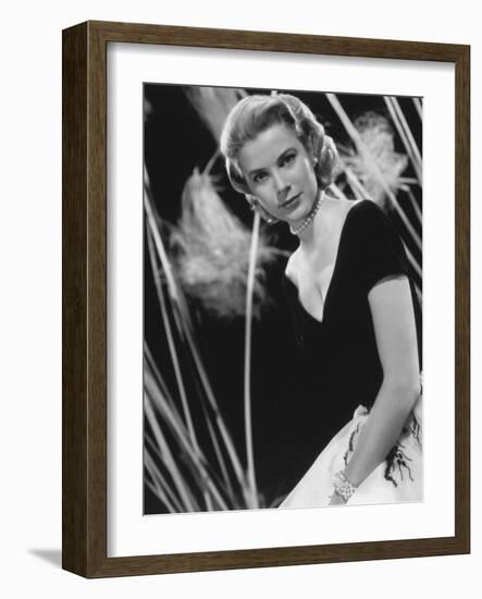 Grace Kelly, Rear Window, 1954-null-Framed Photographic Print