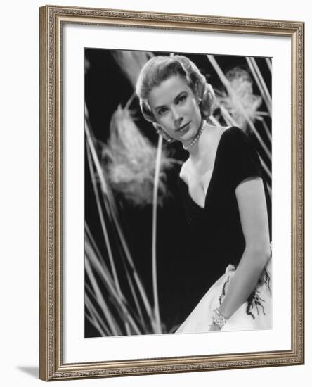 Grace Kelly, Rear Window, 1954-null-Framed Photographic Print