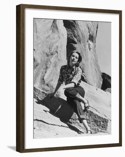 Grace Kelly-null-Framed Photographic Print