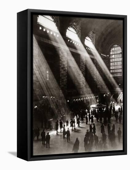 Grand Central Station in New York City-null-Framed Stretched Canvas