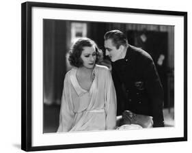 GRAND HOTEL, 1932 directed by EDMUND GOULDING Greta Garbo / John Barrymore (b/w photo)-null-Framed Photo