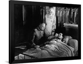 Grand Illusion, (AKA La Grande Illusion), Erich Von Stroheim, Pierre Fresnay, 1937-null-Framed Photo