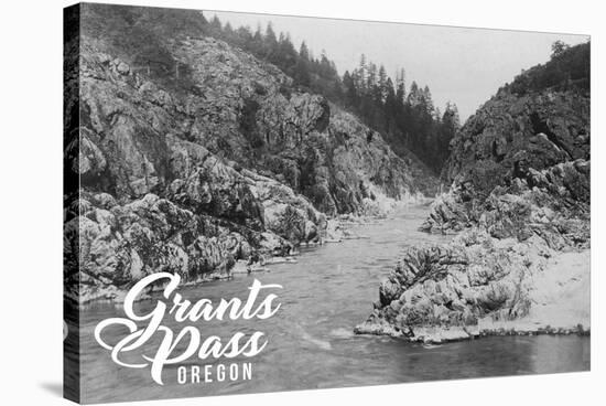 Grants Pass, Oregon - Hell Gate Canyon on Rogue River - Photography-Lantern Press-Stretched Canvas