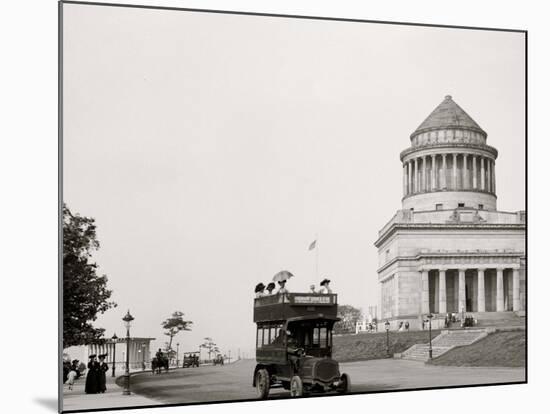 Grants Tomb and Riverside Drive, New York, N.Y.-null-Mounted Photo