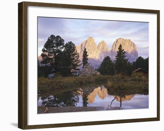 Great Britain, Scotland, Grampian Mountains, Loch Linnhe, Ben Nevis-Thonig-Framed Photographic Print