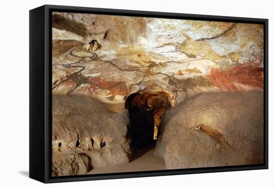 Great Hall of Bulls at Caves of Lascaux-null-Framed Stretched Canvas