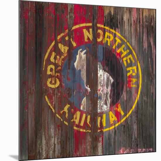 Great Northern-Kathy Mahan-Mounted Photographic Print