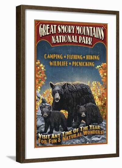 Great Smoky Mountains National Park - Black Bear-Lantern Press-Framed Art Print