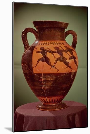 Greek Black-Figure Amphora Depicting Runners in a Race, 600-550 BC-null-Mounted Giclee Print