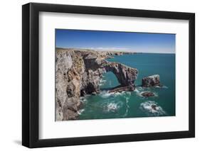 Green Bridge of Wales, Pembrokeshire Coast, Wales, United Kingdom-Billy Stock-Framed Photographic Print