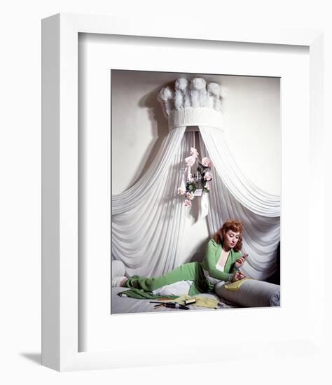 Greer Garson-null-Framed Photo