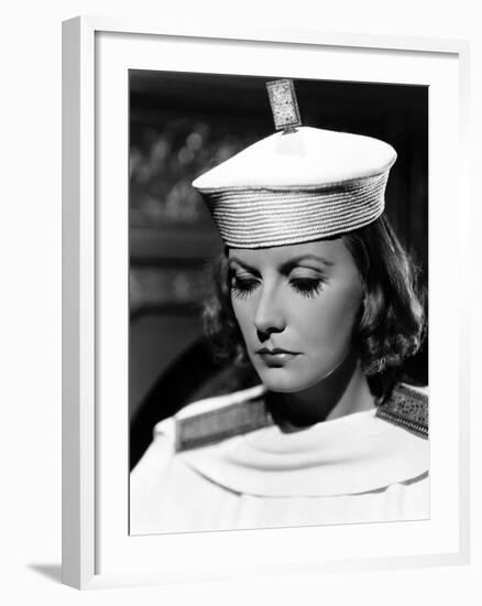 Greta Garbo, the Painted Veil, 1934-null-Framed Photographic Print