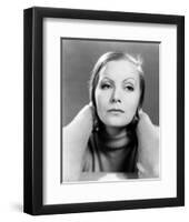 Greta Garbo-null-Framed Photo