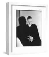 Greta Garbo-null-Framed Photo