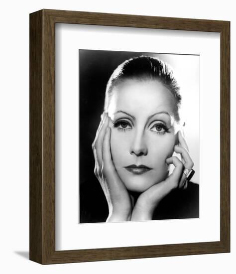 Greta Garbo-null-Framed Photo