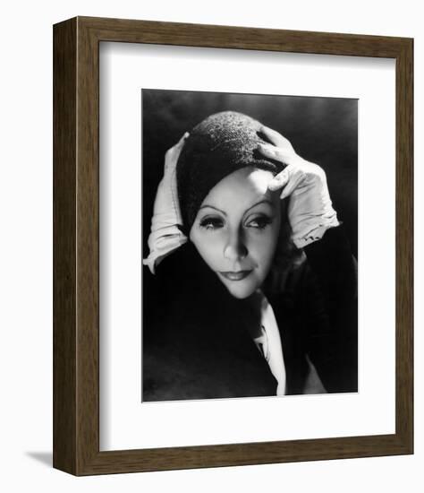 Greta Garbo-null-Framed Photo