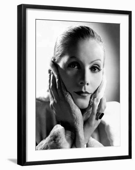 Greta Garbo-null-Framed Photographic Print