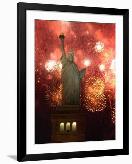 Grucci Fireworks Light the Sky Over the Statue of Liberty-null-Framed Photographic Print