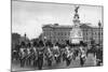 Guards in the Mall, London, Early 20th Century-null-Mounted Giclee Print