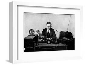 Guglielmo Marconi, Radio Inventor-Science Photo Library-Framed Photographic Print