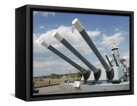 Guns on the USS North Carolina Battleship Memorial, Wilmington, North Carolina-Lynn Seldon-Framed Stretched Canvas