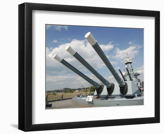 Guns on the USS North Carolina Battleship Memorial, Wilmington, North Carolina-Lynn Seldon-Framed Photographic Print