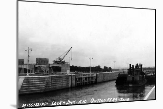 Guttenberg, Iowa - Mississippi Lock and Dam-Lantern Press-Mounted Art Print