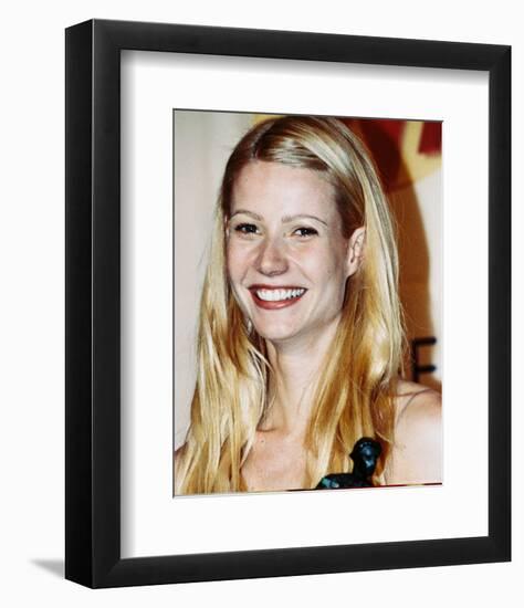 Gwyneth Paltrow-null-Framed Photo