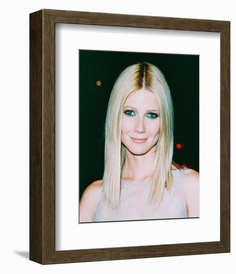 Gwyneth Paltrow-null-Framed Photo