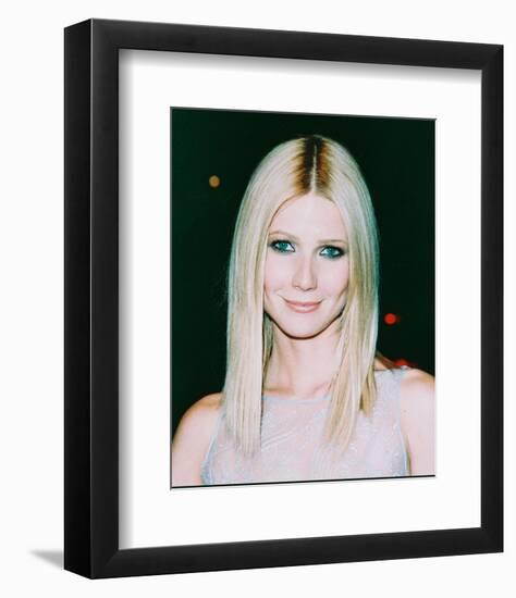 Gwyneth Paltrow-null-Framed Photo