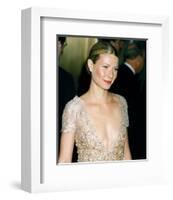 Gwyneth Paltrow-null-Framed Photo